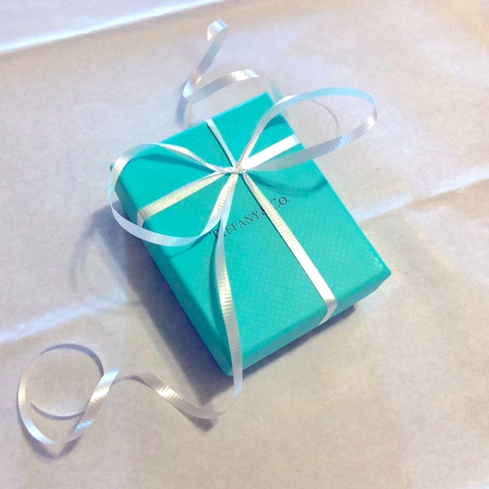 Tiffany & Co. Gift Box 🎁